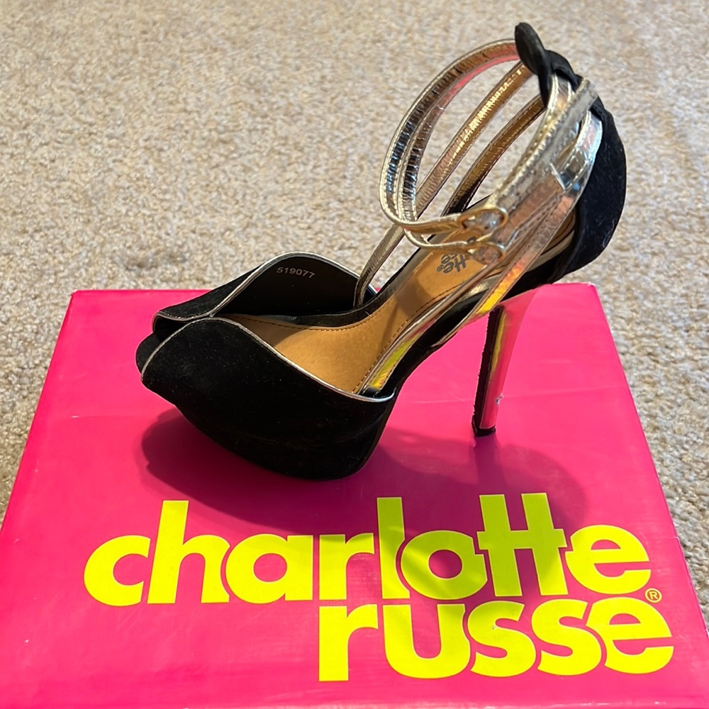 Charlotte Russe, Size 6, Style: Felina-02